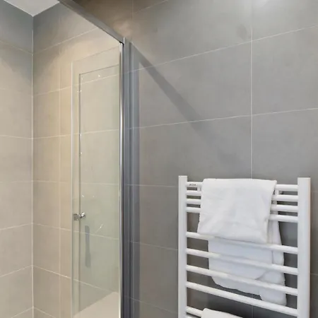 202095 - Charming For 6 People In The Heart Of * Paris